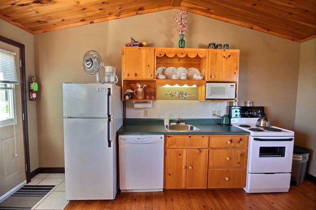 Cavendish Bosom Buddies Cottage Resort Eksteriør billede